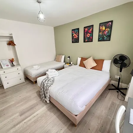 Charming Studio 30Min To Central London Exterior photo
